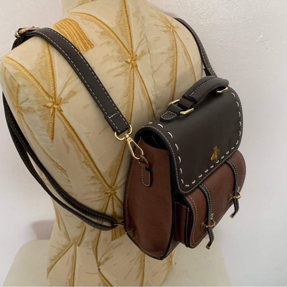 Leather backpack, bee emblem